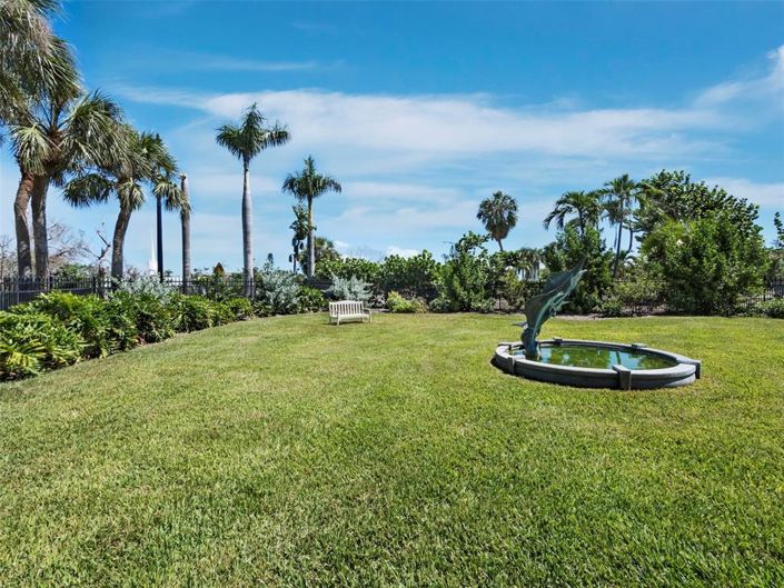 Image No.53-4 Bed Property for sale