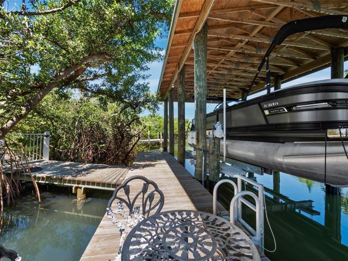 Image No.79-4 Bed Property for sale