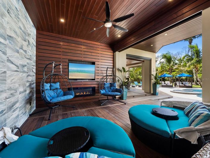 Image No.46-5 Bed Property for sale