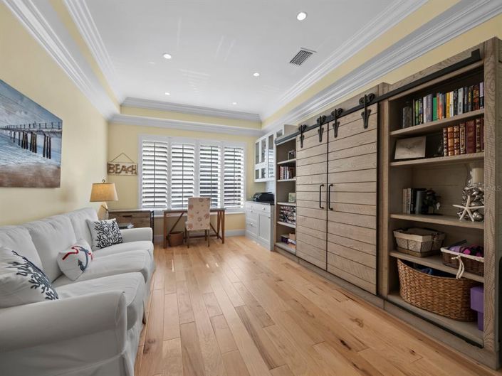 Image No.52-5 Bed Property for sale