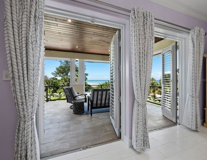 Image No.57-5 Bed Property for sale