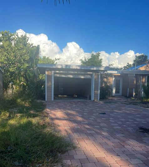 Image No.1-3 Bed Property for sale