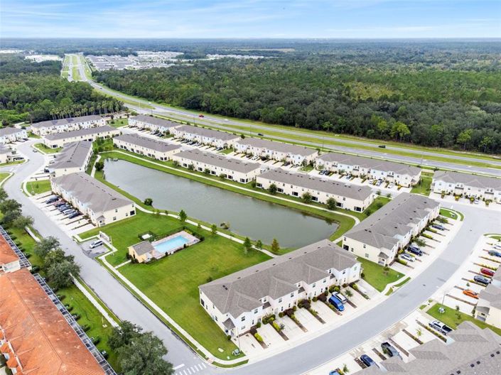 Image No.29-3 Bed Townhouse for sale