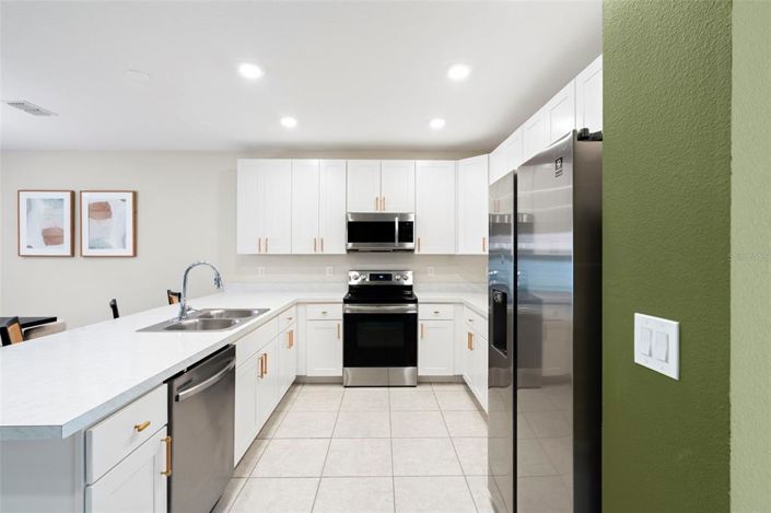 Image No.5-3 Bed Townhouse for sale