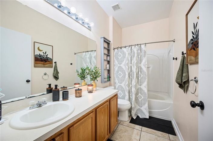 Image No.21-3 Bed Property for sale