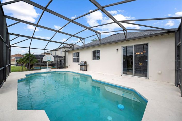 Image No.29-3 Bed Property for sale