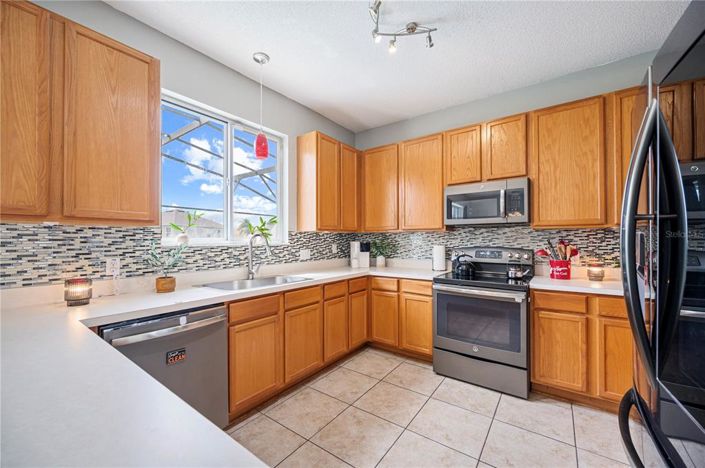 Image No.4-3 Bed Property for sale