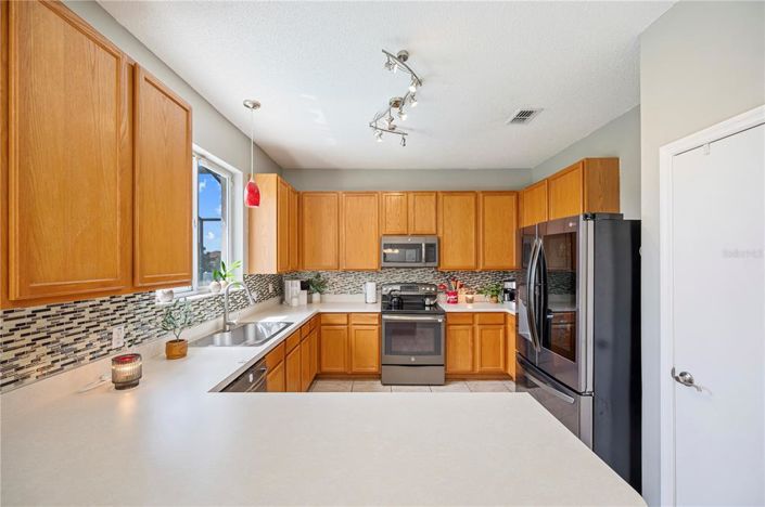 Image No.5-3 Bed Property for sale