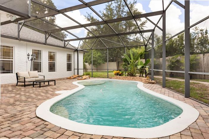 Image No.41-5 Bed Property for sale