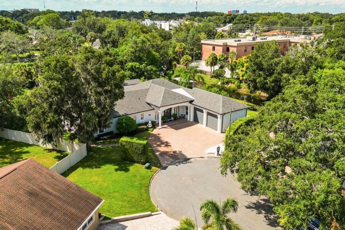 Image No.59-5 Bed Property for sale