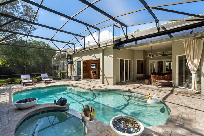 Image No.6-Propriété de 5 chambres à vendre à Orlando