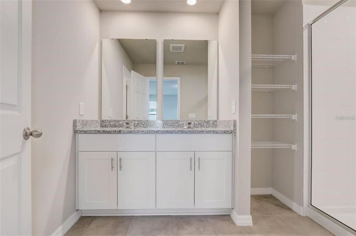 Image No.23-3 Bed Property for sale