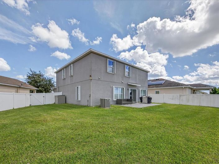 Image No.30-5 Bed Property for sale