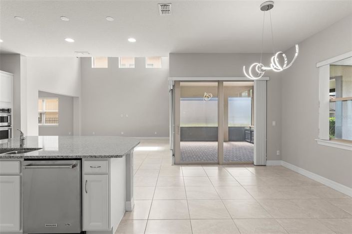 Image No.15-4 Bed Property for sale