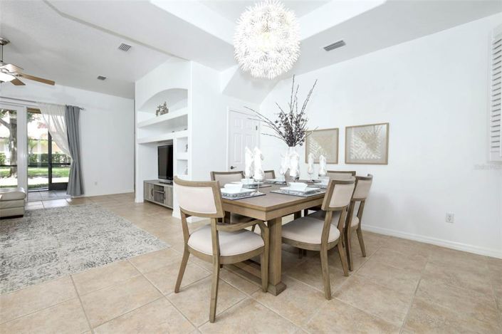 Image No.5-3 Bed Property for sale