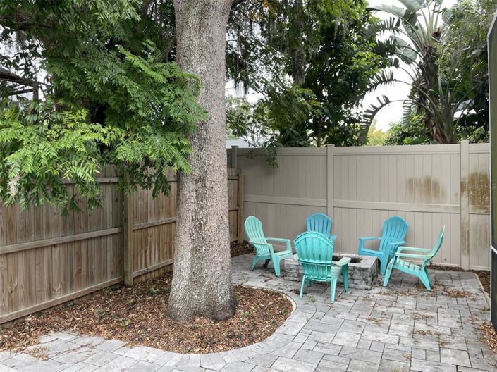 Image No.12-4 Bed Property for sale