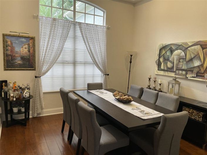 Image No.13-4 Bed Property for sale