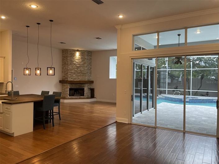 Image No.17-4 Bed Property for sale