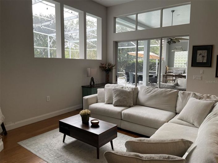 Image No.19-4 Bed Property for sale