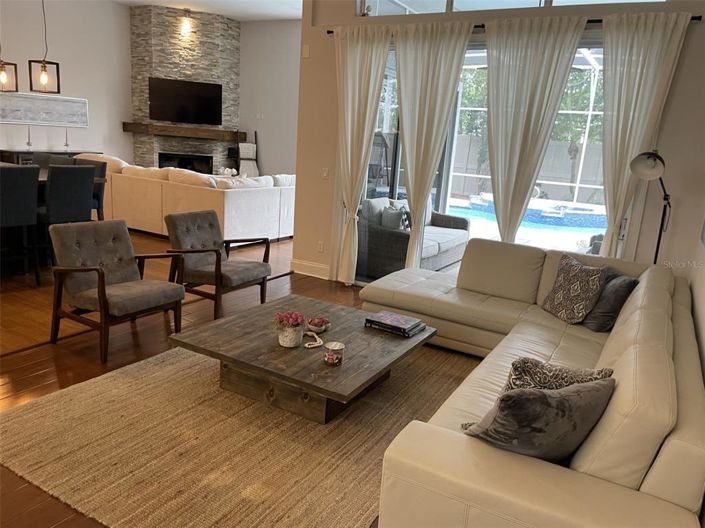 Image No.25-4 Bed Property for sale