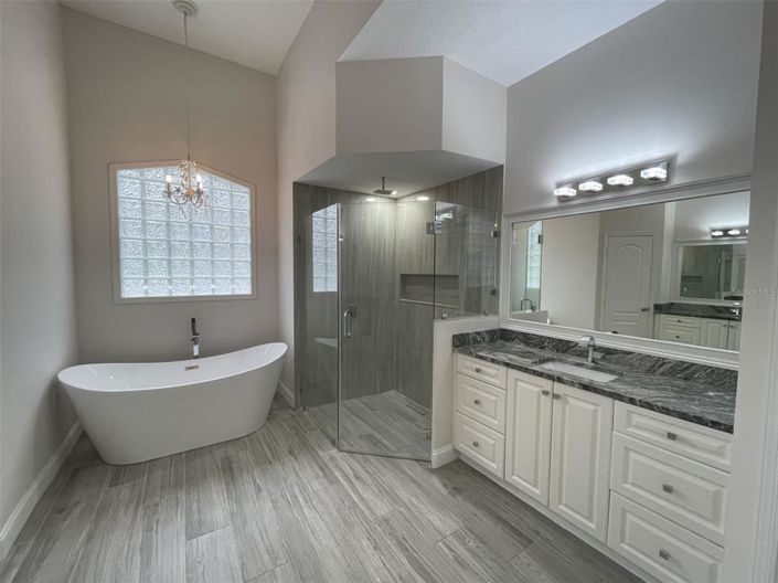 Image No.40-4 Bed Property for sale