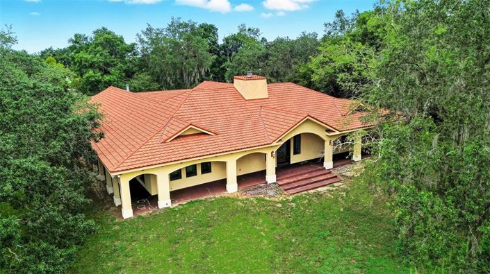 Image No.1-4 Bed Property for sale