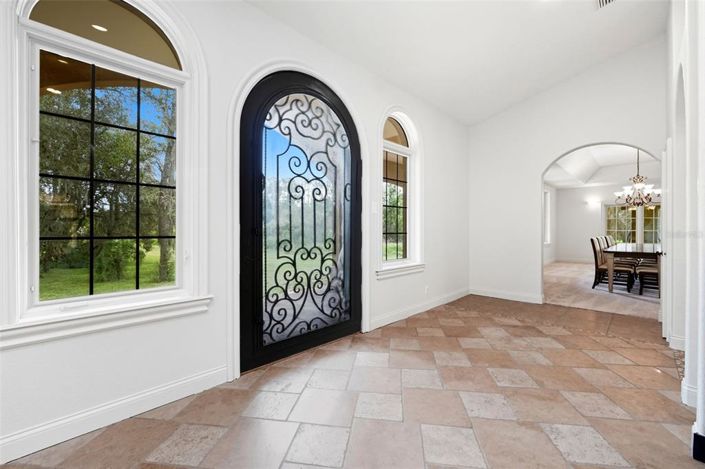 Image No.11-3 Bed Property for sale