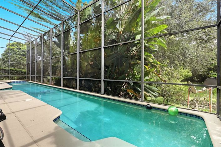 Image No.45-5 Bed Property for sale