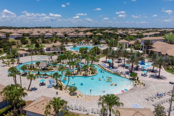 Image No.65-9 Bed Property for sale