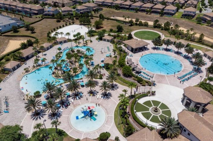 Image No.67-9 Bed Property for sale