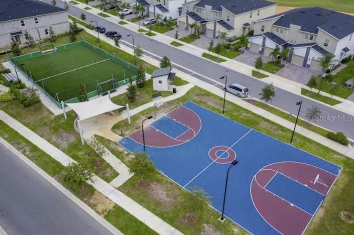 Image No.69-9 Bed Property for sale