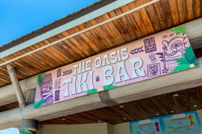 Image No.75-9 Bed Property for sale