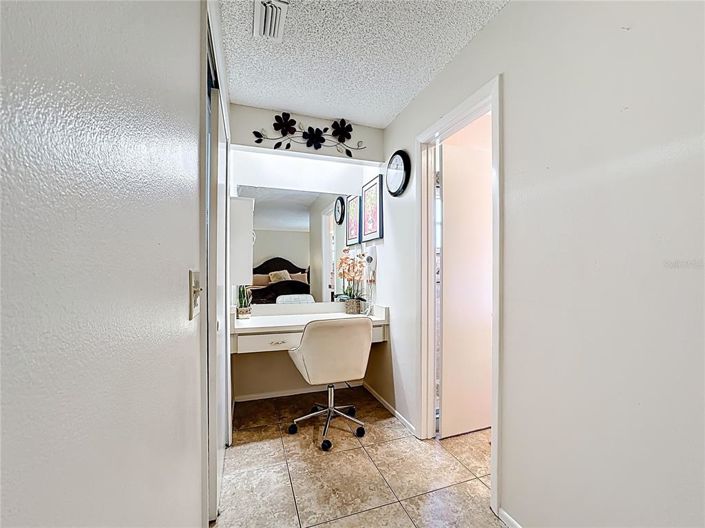 Image No.19-3 Bed Property for sale