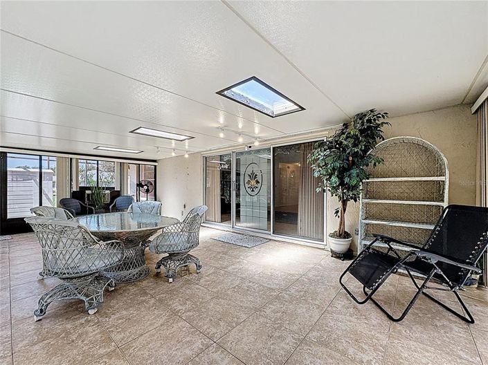 Image No.26-3 Bed Property for sale