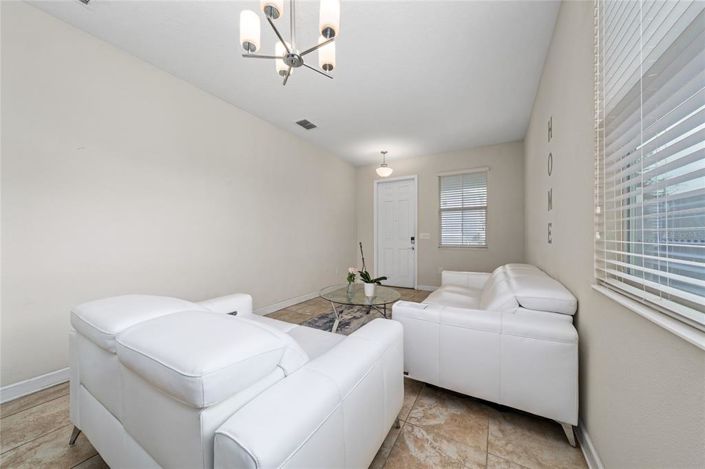 Image No.4-3 Bed Townhouse for sale