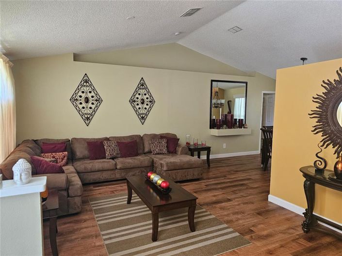 Image No.16-3 Bed Property for sale