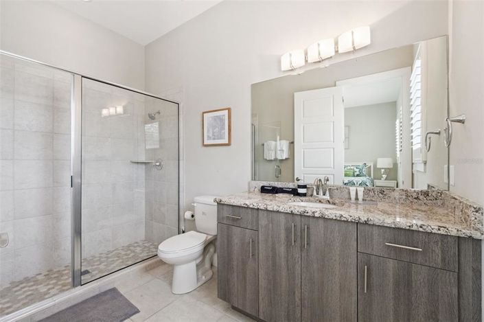 Image No.10-5 Bed Property for sale