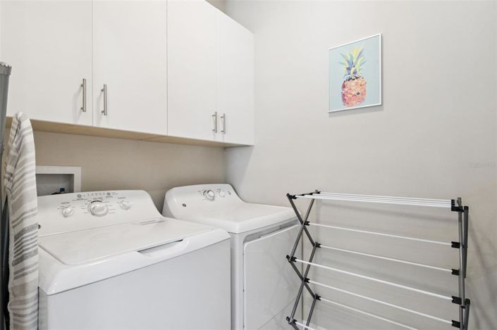 Image No.15-5 Bed Property for sale