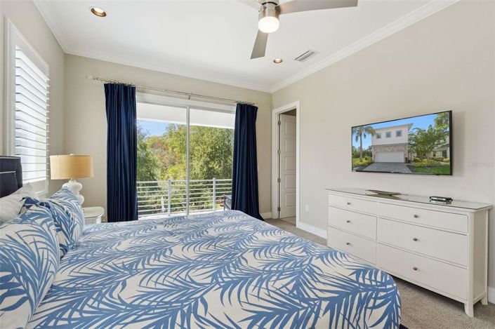 Image No.20-5 Bed Property for sale