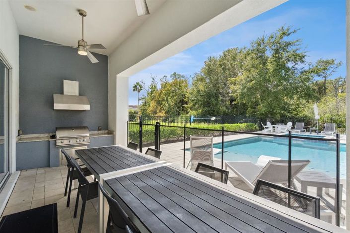 Image No.29-5 Bed Property for sale