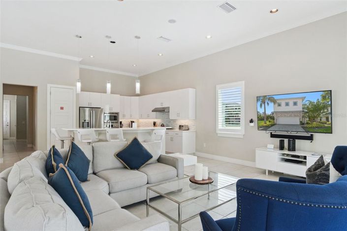 Image No.5-5 Bed Property for sale