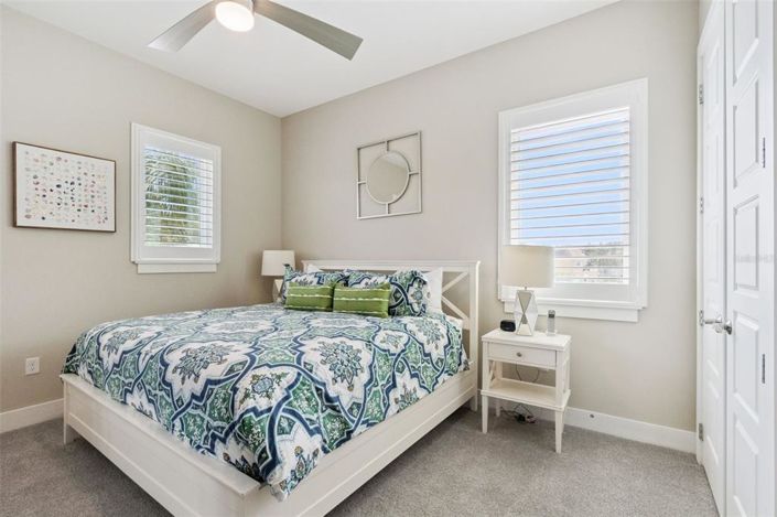 Image No.8-5 Bed Property for sale