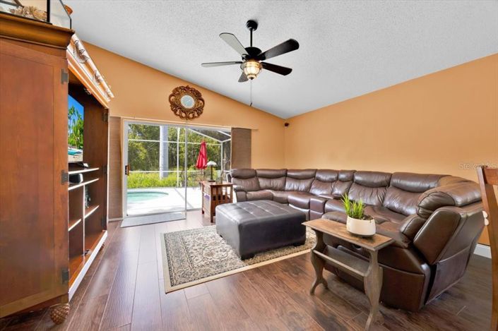 Image No.18-Propriété de 4 chambres à vendre à Davenport