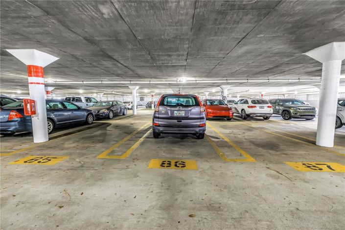 Image No.44-Propriété de 2 chambres à vendre à Floride