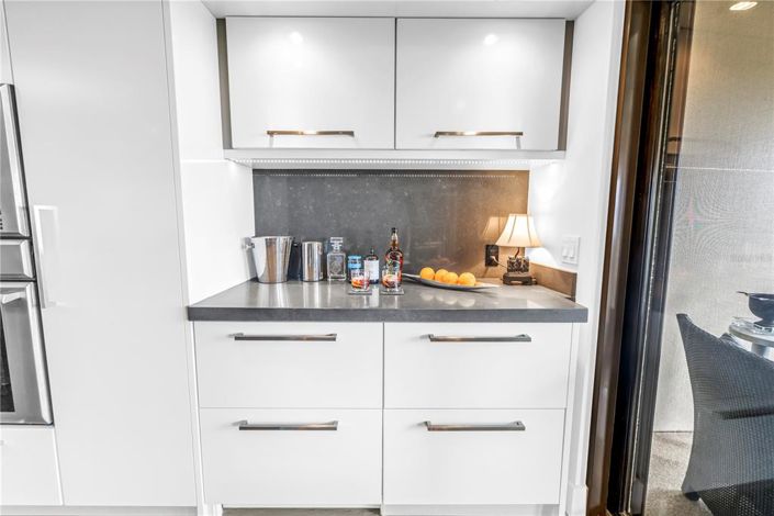 Image No.18-2 Bed Property for sale