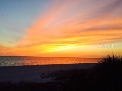 Image No.40-2 Bed Property for sale