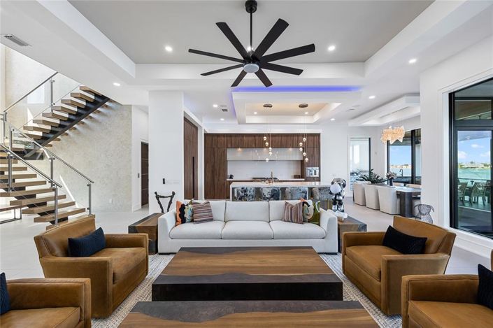 Image No.21-4 Bed Property for sale