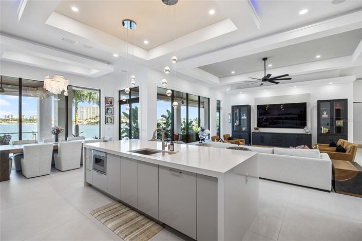 Image No.23-4 Bed Property for sale