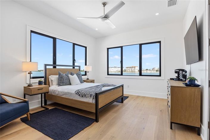 Image No.49-4 Bed Property for sale