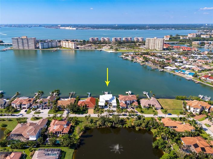 Image No.6-4 Bed Property for sale